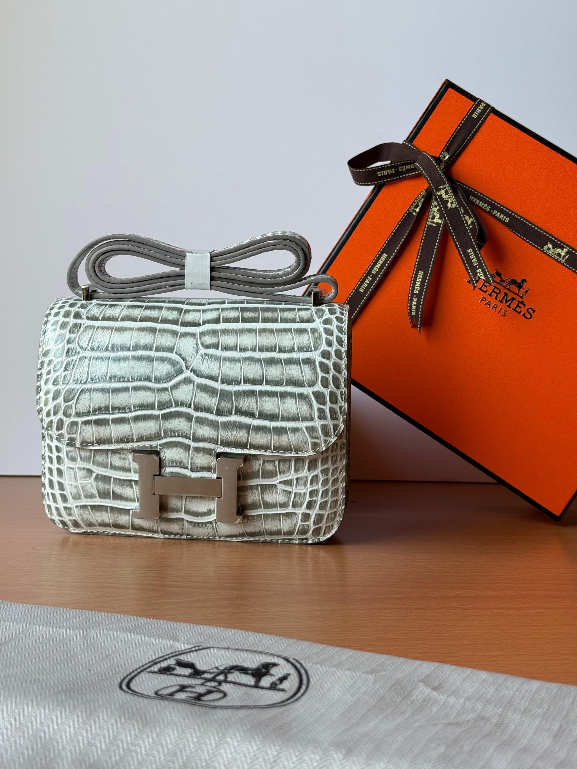 Hermès Bag | Constance 18 Matte Crocodile