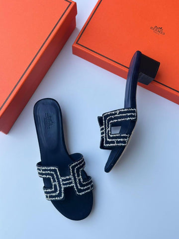 Hermès Oran sandals